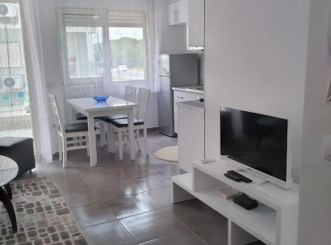 Apartamento Perla Gjiri I Lalezit Plazhi San Pietro